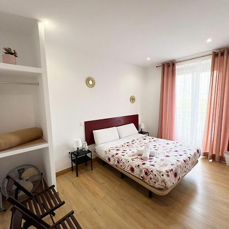 Hostal Abaaly Мадрид Екстер'єр фото