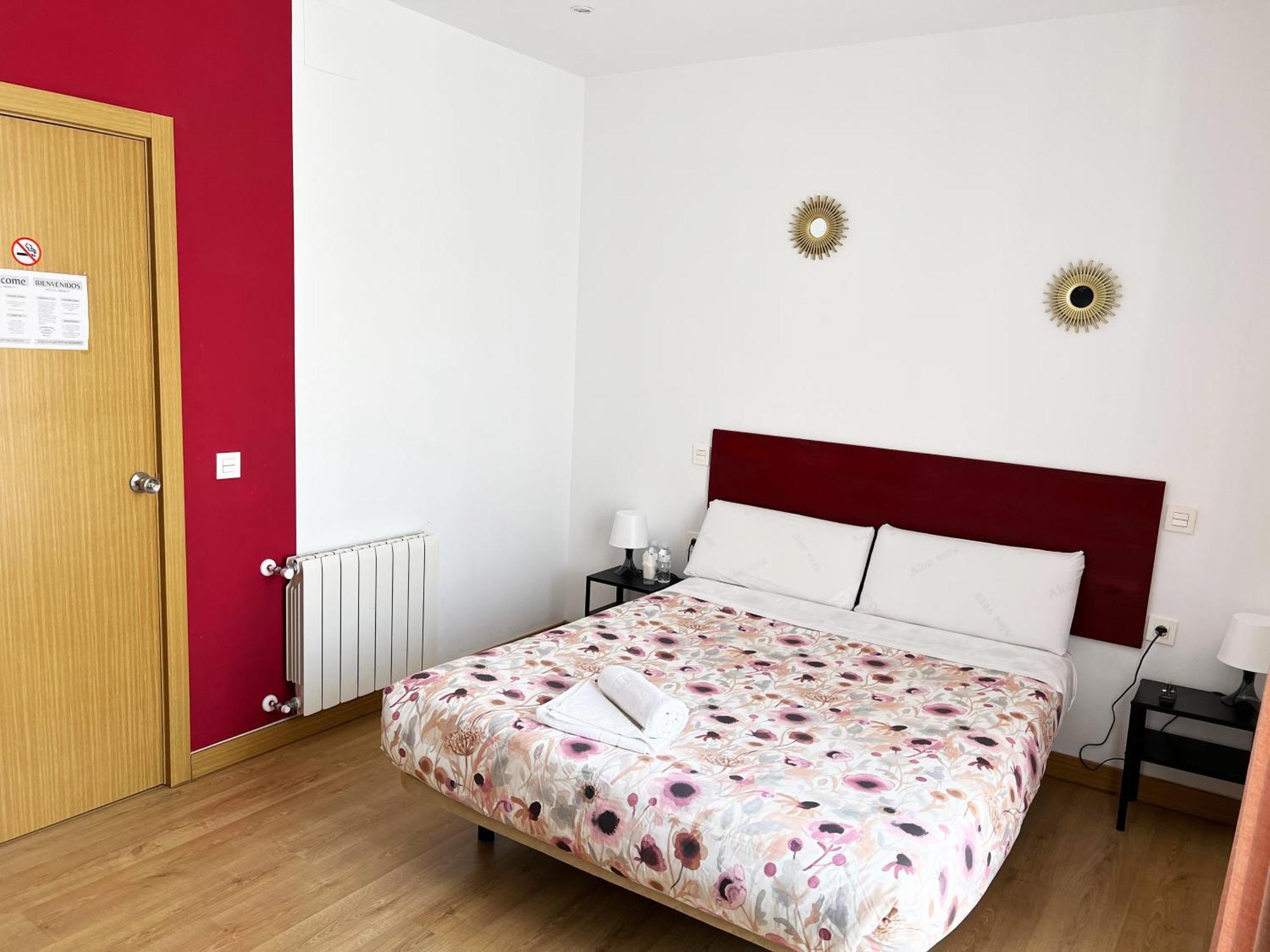 Hostal Abaaly Мадрид Екстер'єр фото